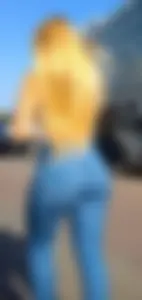 Amazing Hot Ass in Tight Blue Jeans Street Candid Photo Gallery