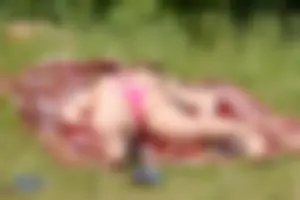 Hot candid beach girls in swimsuits