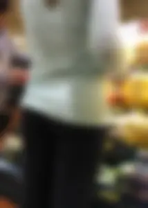 Grocery store bubble butt milf in leggings