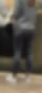Stunning milf in Grey yoga pants / juicy ass