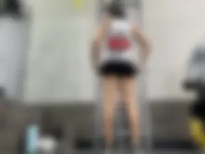 Spandex shorts lateeeena  10/10