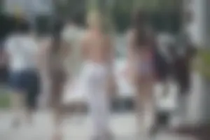 Candid Florida babes at Deerfield Beach in the winter