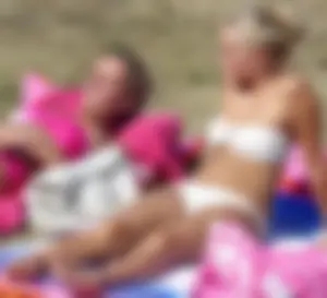 Bikini girls