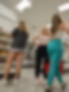 Blonde. Slim. Leggings