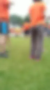 Running chick in grey sweats with a nice ass and wedgie