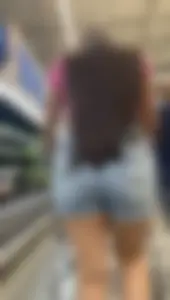 A post full of Latinas