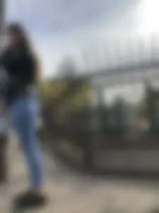 Girl with Big Booty in Tight Jeans Street Candids