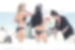 Deerfield Beach girls in bikinis