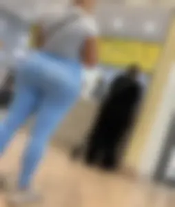 Mall booty in blue leggings (OC)
