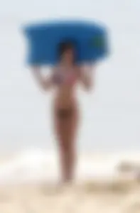 Kendall Jenner paparazzi pictures in bikinis