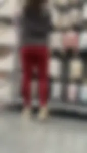 Red Kingdom! Football mom in leggings