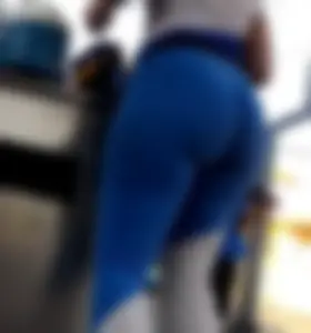 Argentina gas station giant ass tight leggings