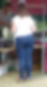 Milfs in tight jeans street creepshots