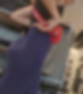 Bubble Blonde  Xmas Shopping in Leggings
