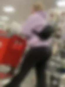 Blonde Pawg in pink and leggings