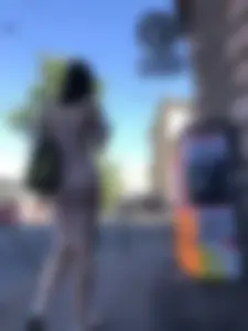 Amazing candid chick wearing a dress, VPL and glimpses of her ass through the fabric