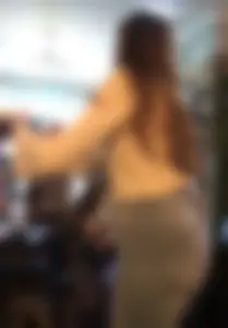 Hot waiter milf in jeans
