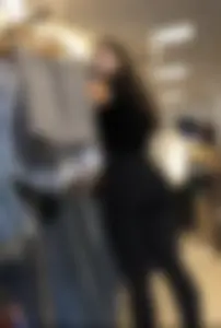 Perfect ass of brunette girl (NON OC)