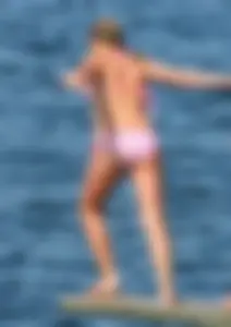 Bikini girls
