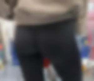 Nice ass in leggings