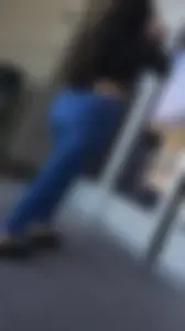 Latina great shape jeans