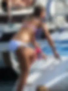 Bikini girls