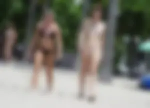 Bikini girls