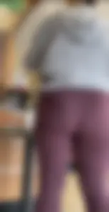 2 Teen in Subway Restaurant