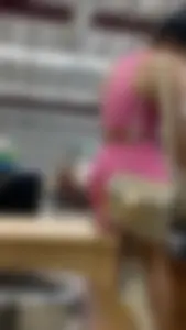 Pink latina