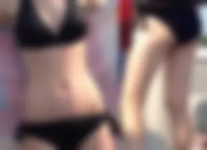 Bikini girls