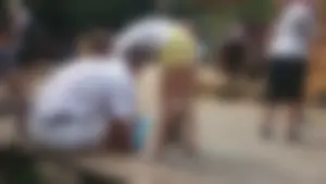 Milf in yellow shorts with vpl and a wedgie