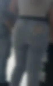 2 mamasitas today in jeans