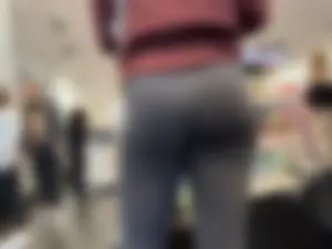 Cute Fit Round Pear Bubble Butt Dirty Blonde