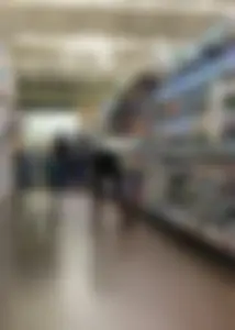 Walmart blonde whooty shopping in black leggings with vtl
