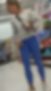 Very tight nice ass and legs in clear blue legging. OC