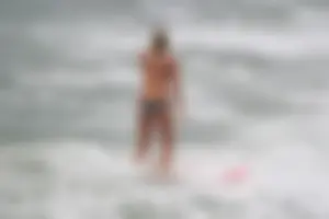 Candid surfing girls