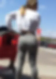Sexy lady shopping at Target with a big ass in grey leggings