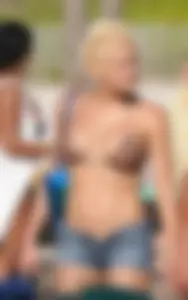 Bikini girls