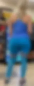 Amazing ass in yoga pants