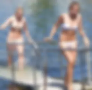 Bikini girls