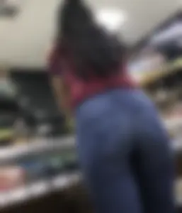 Latina cashier