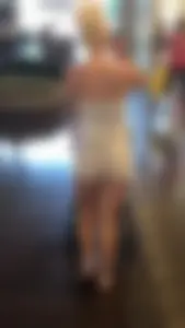 Milf showing off vpl non oc