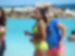 Bikini girls