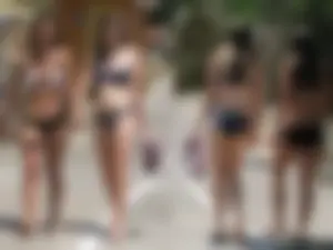 Bikini girls