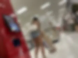 Tall white woman with thick jiggly ass and thighs in short jeans