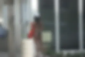 Even more hot and sexy bikini babes in Florida
