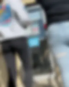 (gif) Teens walking into DQ