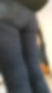 College girls nice booty in tight jeans