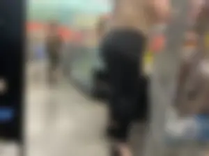 Nice Latina with big fine ass in black leggings
