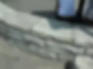 Ass cracks